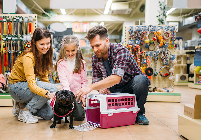 A family at pet store